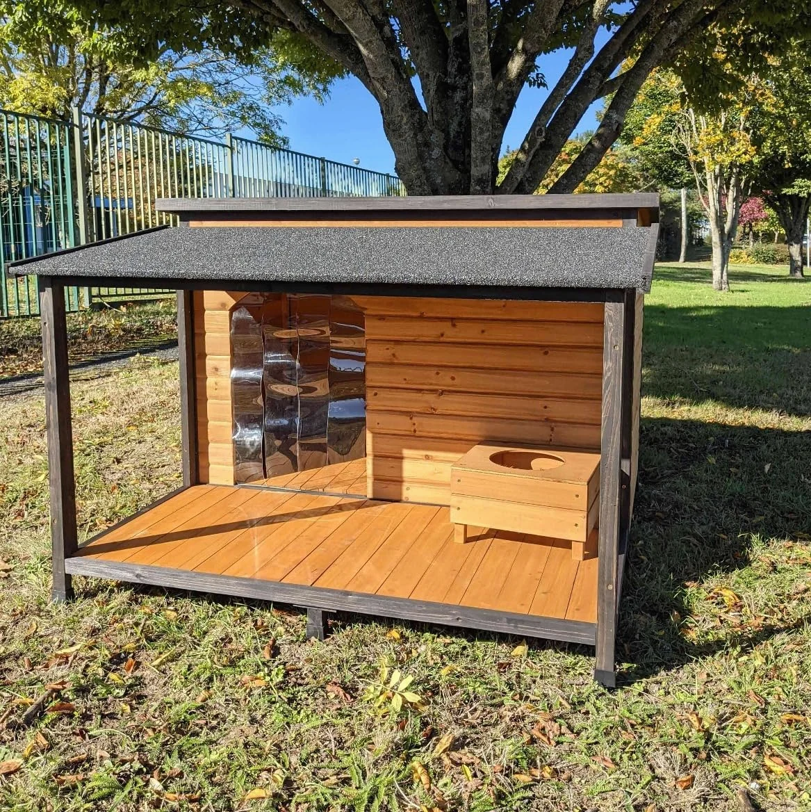 Caseta para perro pastor alemán con techo corredizo Shingle y terraza talla XXL