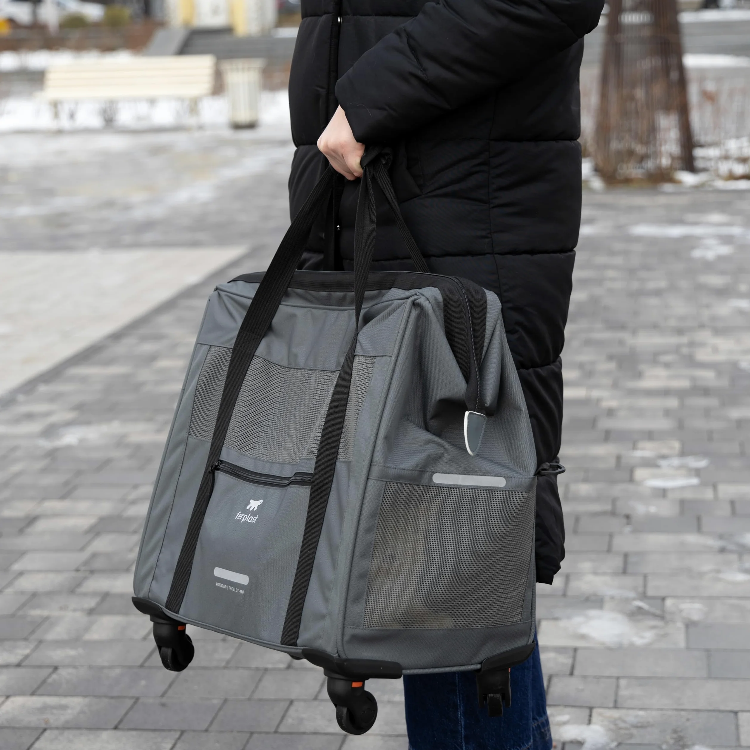 Ferplast Transportin Gato Voyager Trolley, Transportín Perro, Mochila para Gatos, Asa Extensible, Correas Ajustables, Apertura Amplia, Ruedas Desmontables, Máx. 15 kg, 46 x 26 x 48H cm, Gris