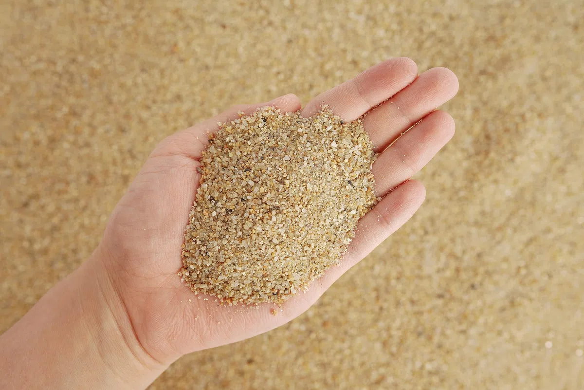 Landen Namale - Arena de Acuario de 4.5 Libras (1.7 L), súper Natural para paisajismo de acuarios, Arena cosmética para Tanque de Plantas, Arena de río de Grano Fino de Color Natural para Tanque de
